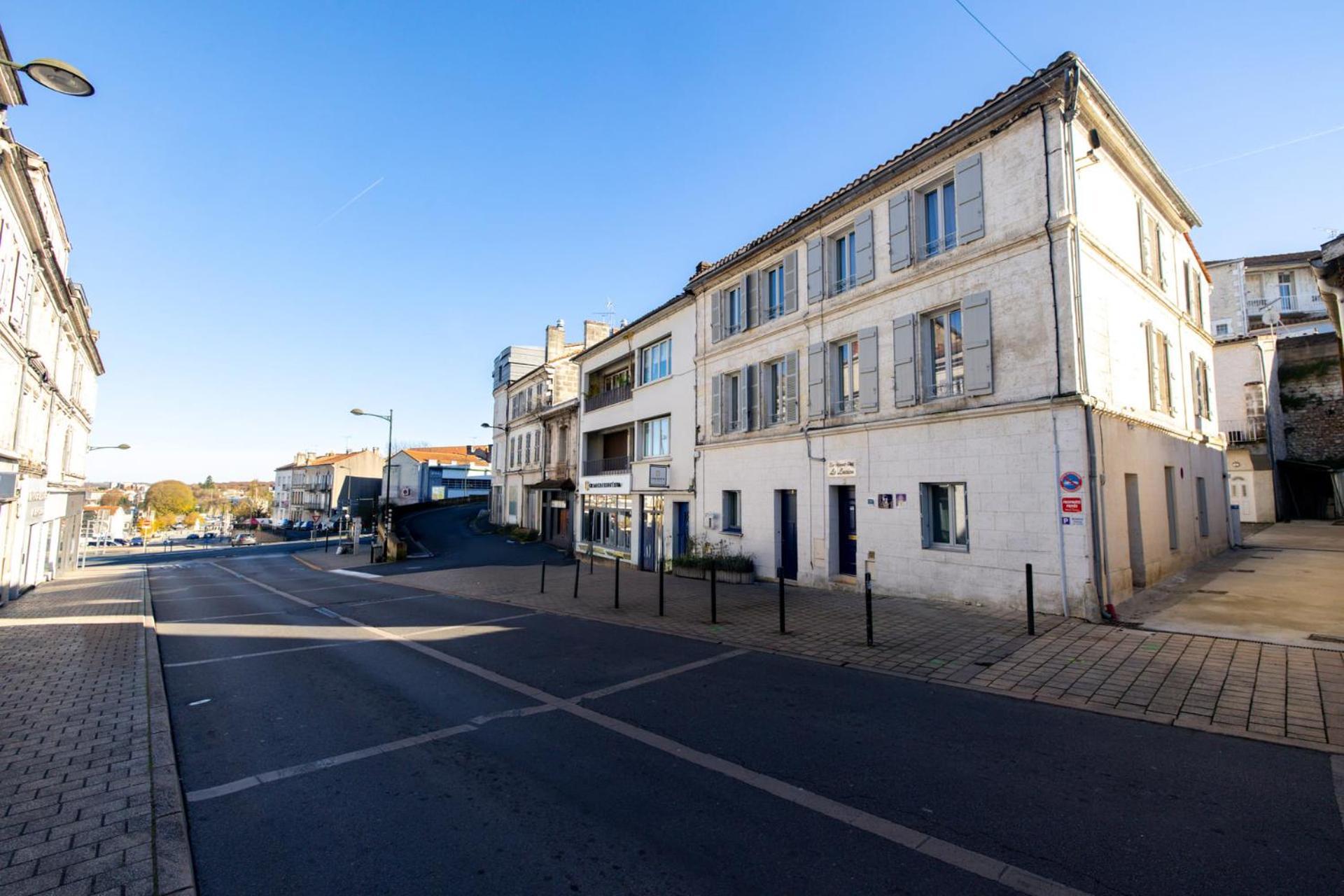 Le Lucien Eco-Appart'Hotel - Angouleme - Centre - Wifi - Parking Prive - Classe 4 Etoiles Angoulême Exterior foto