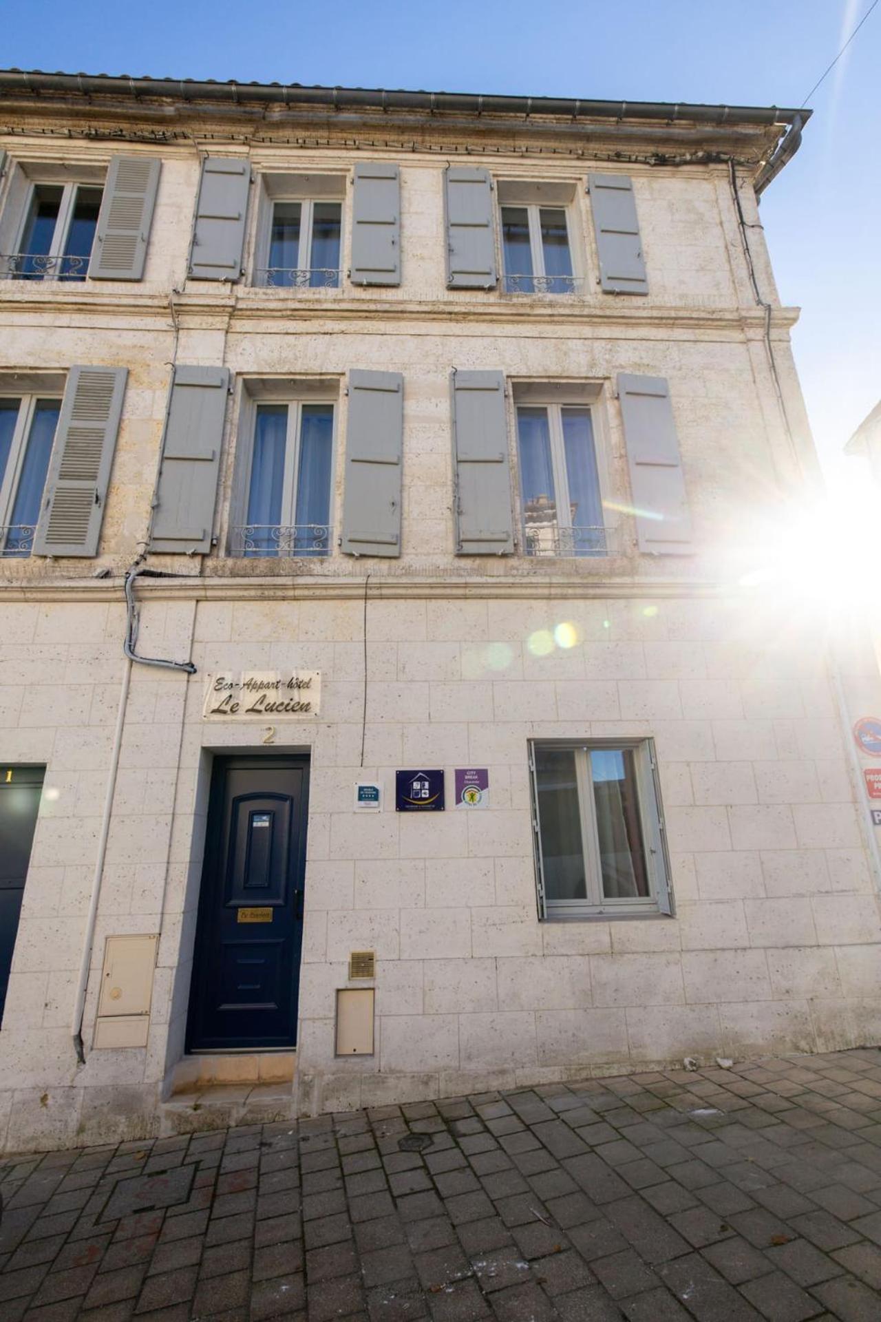 Le Lucien Eco-Appart'Hotel - Angouleme - Centre - Wifi - Parking Prive - Classe 4 Etoiles Angoulême Exterior foto
