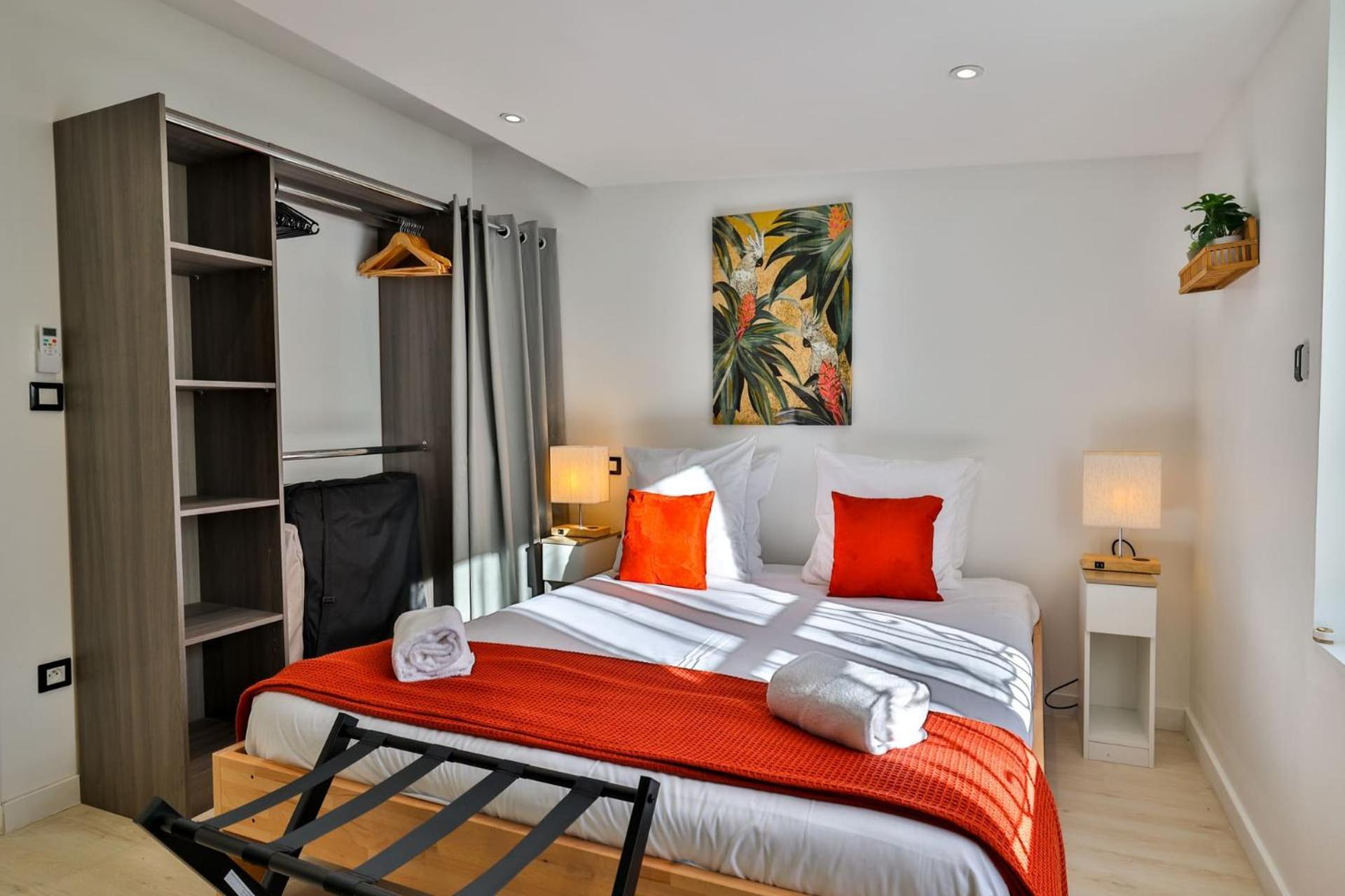 Le Lucien Eco-Appart'Hotel - Angouleme - Centre - Wifi - Parking Prive - Classe 4 Etoiles Angoulême Exterior foto