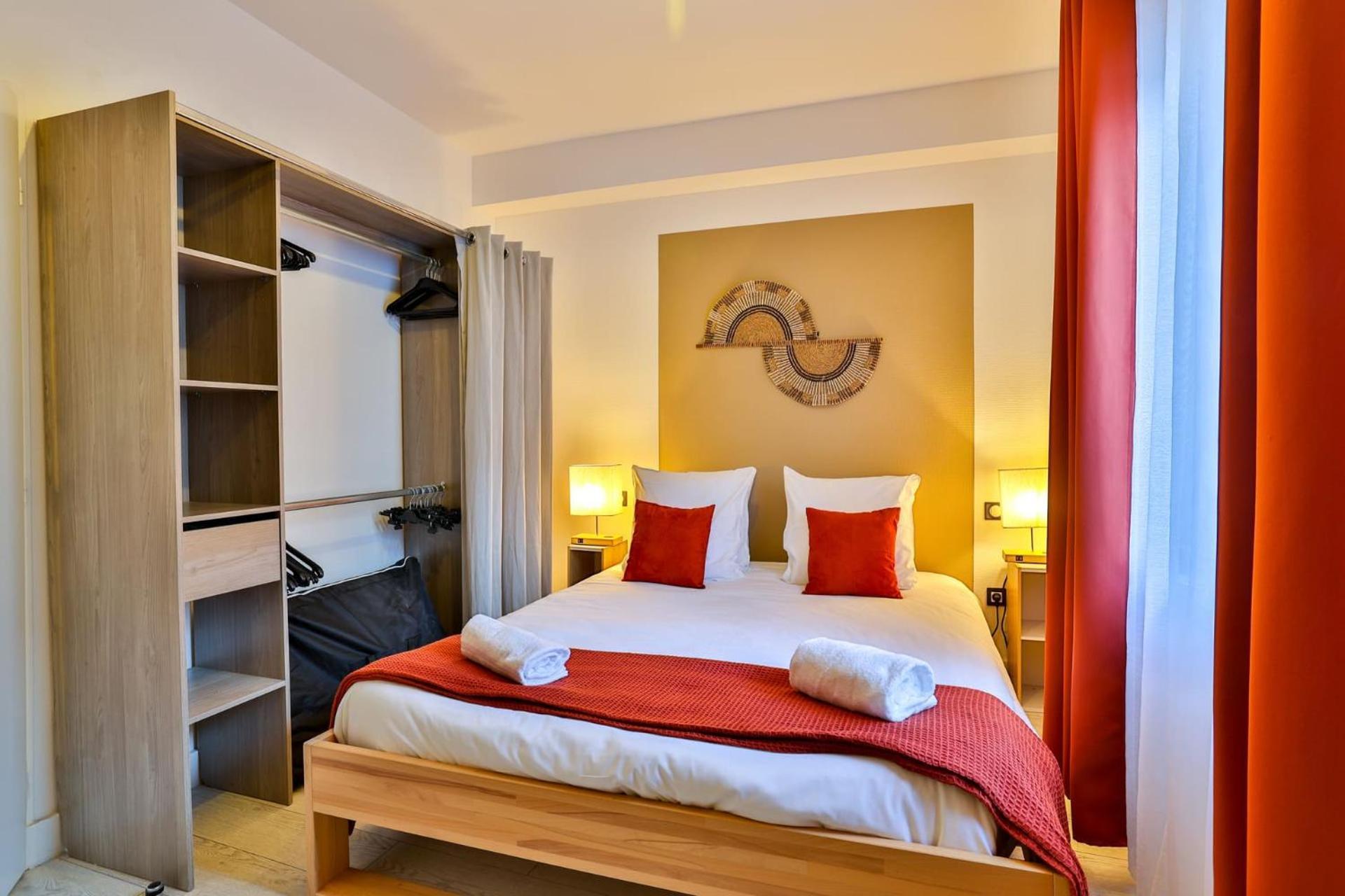 Le Lucien Eco-Appart'Hotel - Angouleme - Centre - Wifi - Parking Prive - Classe 4 Etoiles Angoulême Exterior foto